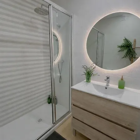 Homes Elegant 2 Bedroom With Terrace In Old Town 300 M Away From The Ocean * Αλμπουφέιρα