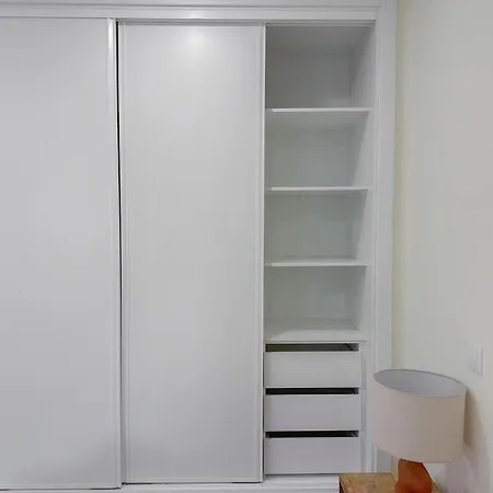 Διαμέρισμα Homes Elegant 2 Bedroom With Terrace In Old Town 300 M Away From The Ocean *