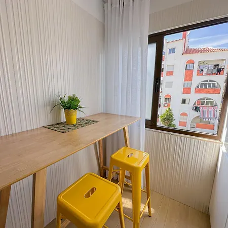 Διαμέρισμα Homes Elegant 2 Bedroom With Terrace In Old Town 300 M Away From The Ocean