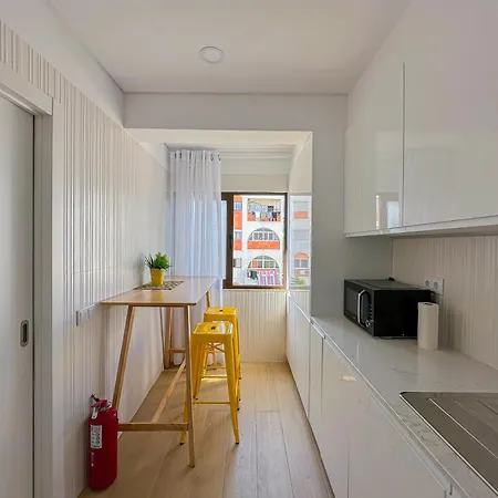 Homes Elegant 2 Bedroom With Terrace In Old Town 300 M Away From The Ocean Διαμέρισμα *