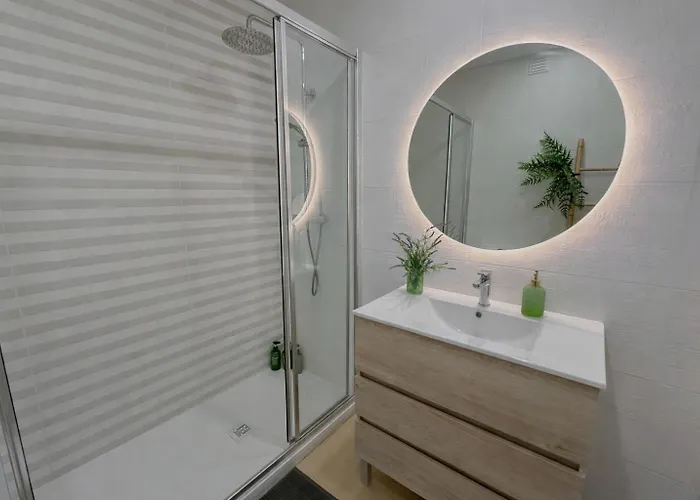 Homes Elegant 2 Bedroom With Terrace In Old Town 300 M Away From The Ocean * Albufeira