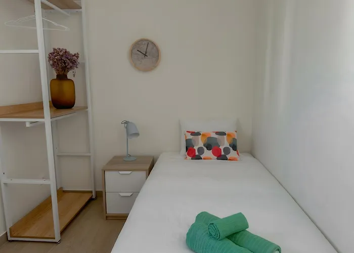 Homes Elegant 2 Bedroom With Terrace In Old Town 300 M Away From The Ocean Apartment *