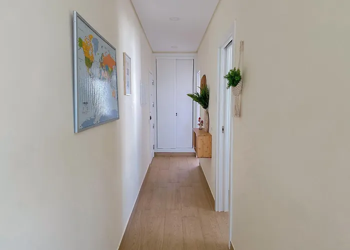 Homes Elegant 2 Bedroom With Terrace In Old Town 300 M Away From The Ocean Apartment *