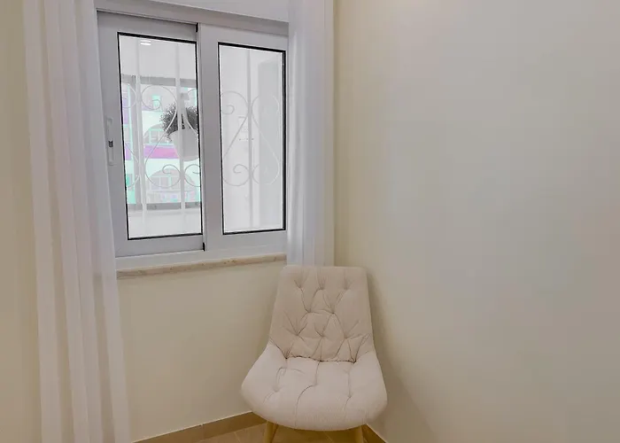 Homes Elegant 2 Bedroom With Terrace In Old Town 300 M Away From The Ocean