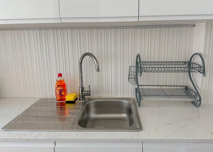 Homes Elegant 2 Bedroom With Terrace In Old Town 300 M Away From The Ocean Apartment