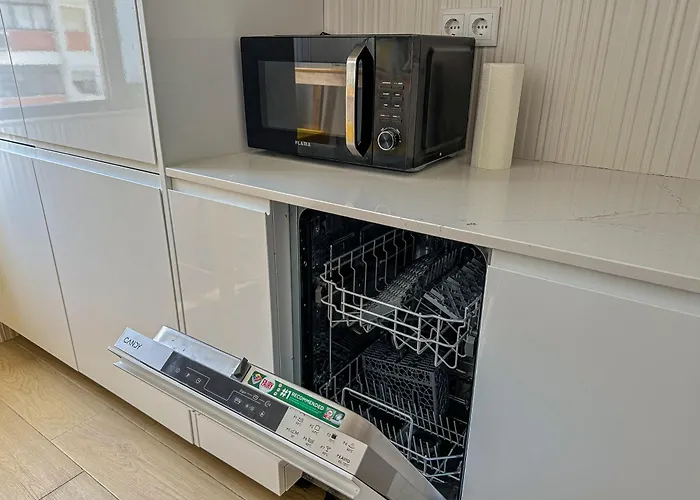 Homes Elegant 2 Bedroom With Terrace In Old Town 300 M Away From The Ocean Apartment Albufeira