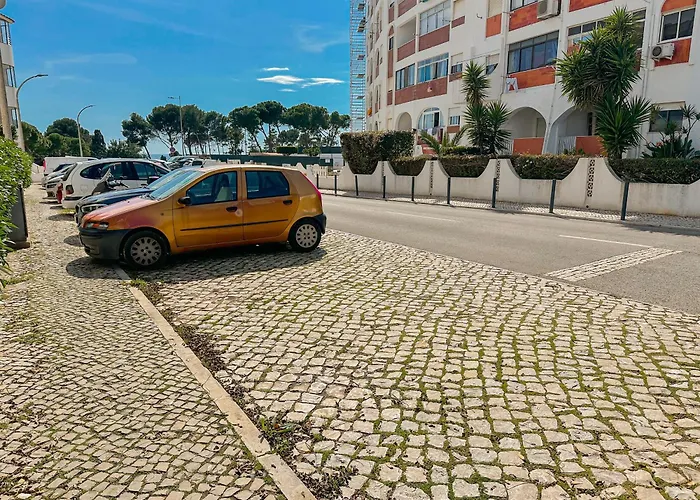 Homes Elegant 2 Bedroom With Terrace In Old Town 300 M Away From The Ocean Apartment Albufeira