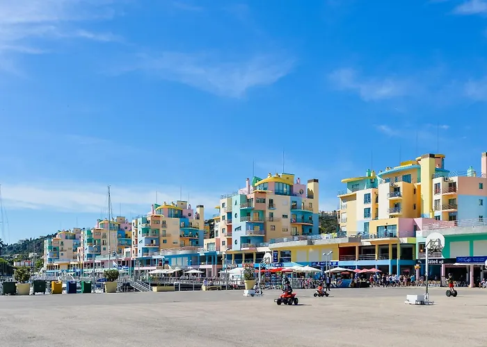 Homes Elegant 2 Bedroom With Terrace In Old Town 300 M Away From The Ocean Apartment Albufeira